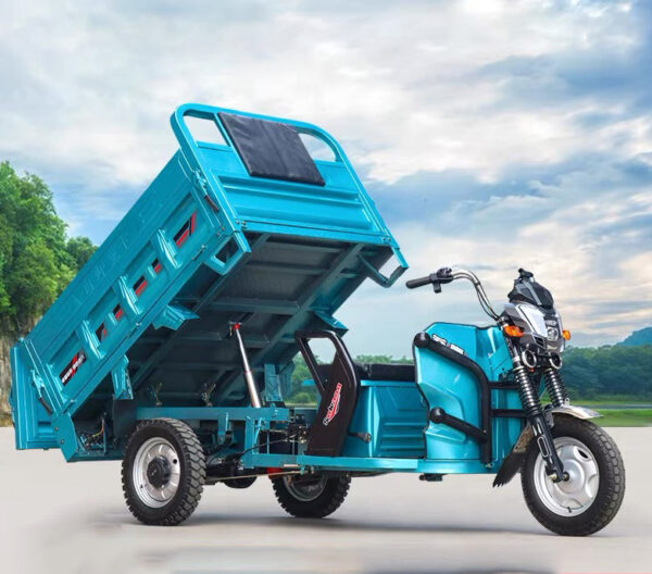 bajaj cargo Loader