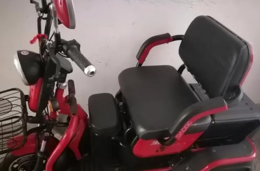 tricycle seattricycle seat