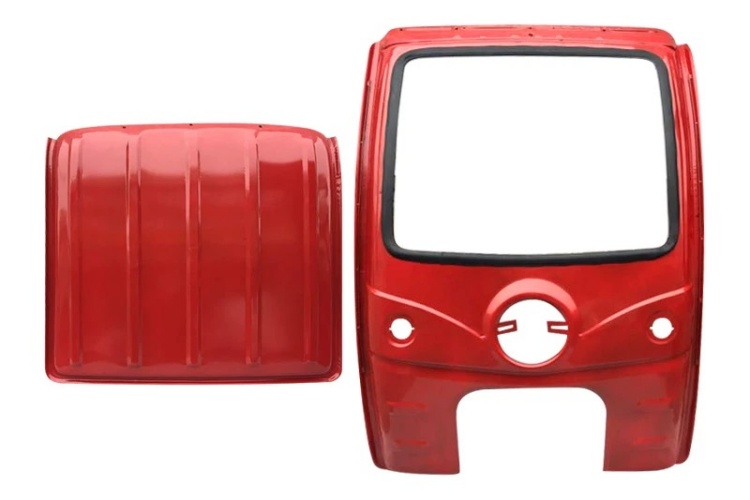 Three electric rickshaws side-by-side showing open, semi-enclosed, and fully enclosed designs