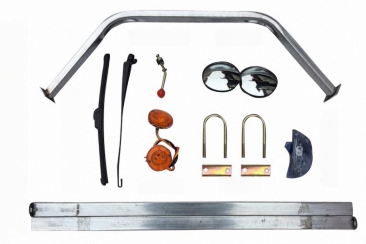 A close-up comparison of a metal canopy and an ABS plastic canopy for a rickshaw