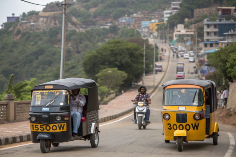 how does motor wattage affect rickshaw taxi climbi