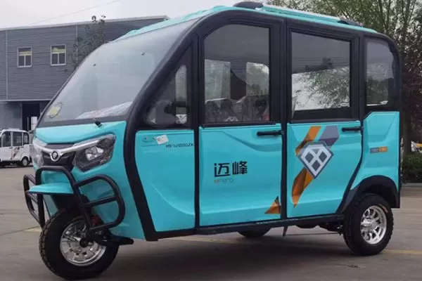 Steel Shell E-Rickshaw